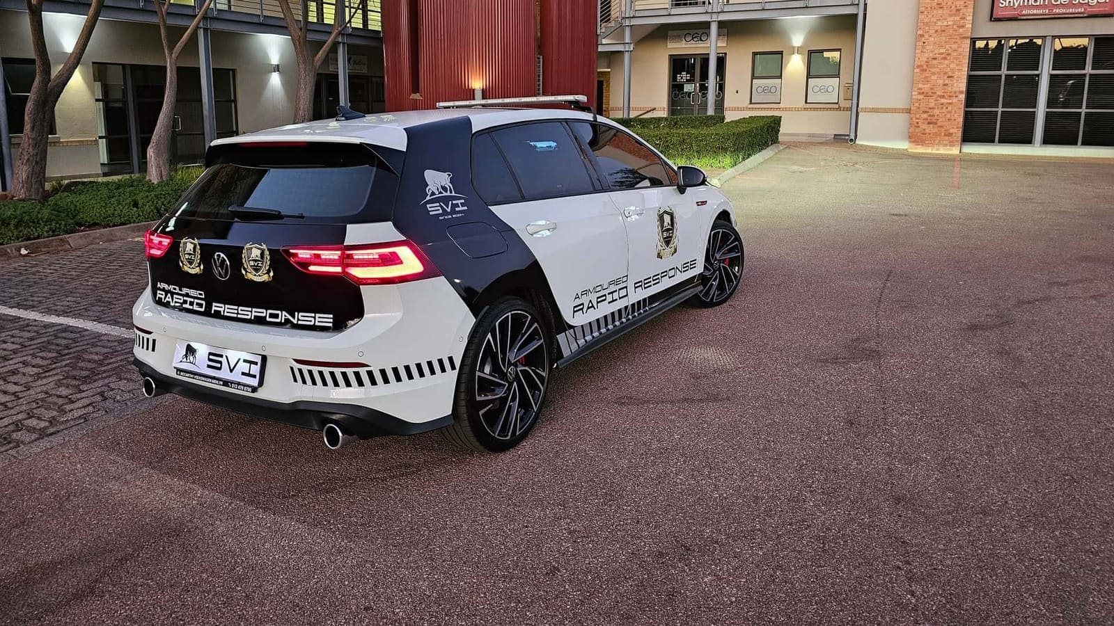 2024 - VOLKSWAGEN GOLF GTI BY SVI ENGINEERING, foto 2