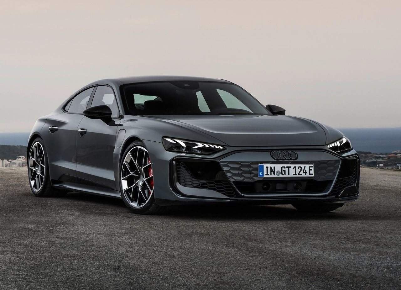 AUDI RS E-TRON GT, foto 4
