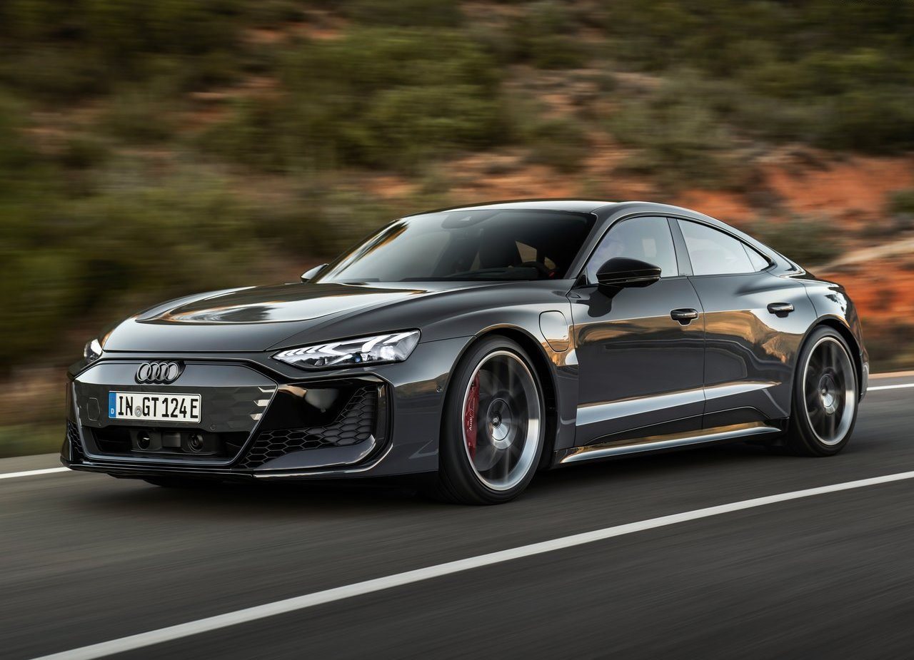 AUDI RS E-TRON GT, foto 5