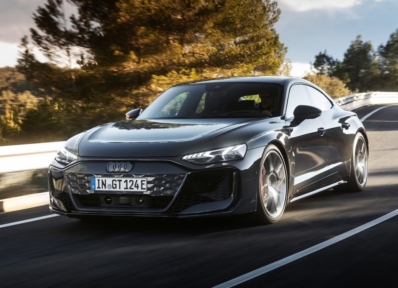 AUDI RS E-TRON GT, foto 6