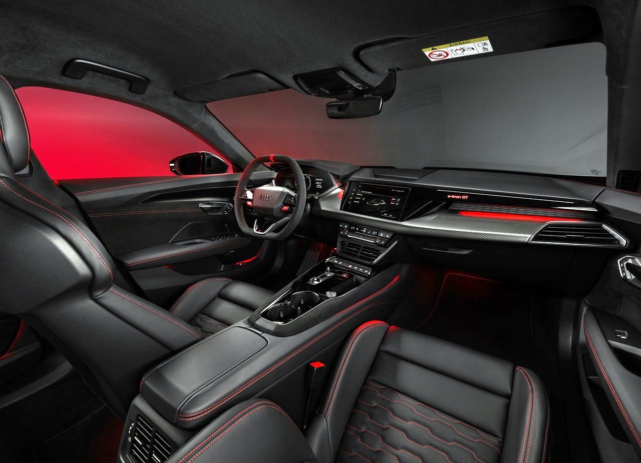 AUDI RS E-TRON GT, foto 25