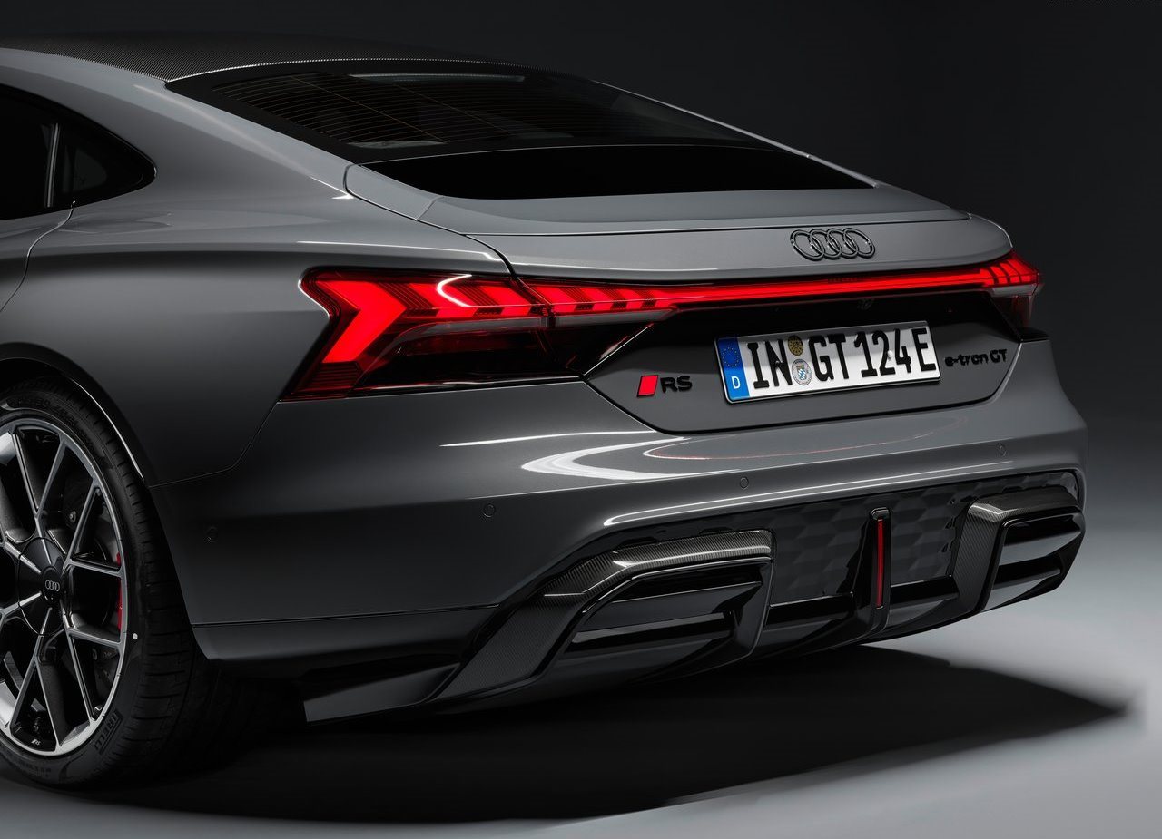 AUDI RS E-TRON GT, foto 34