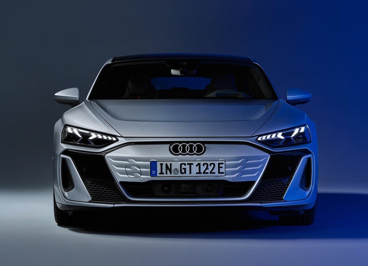 AUDI S E-TRON GT, foto 18