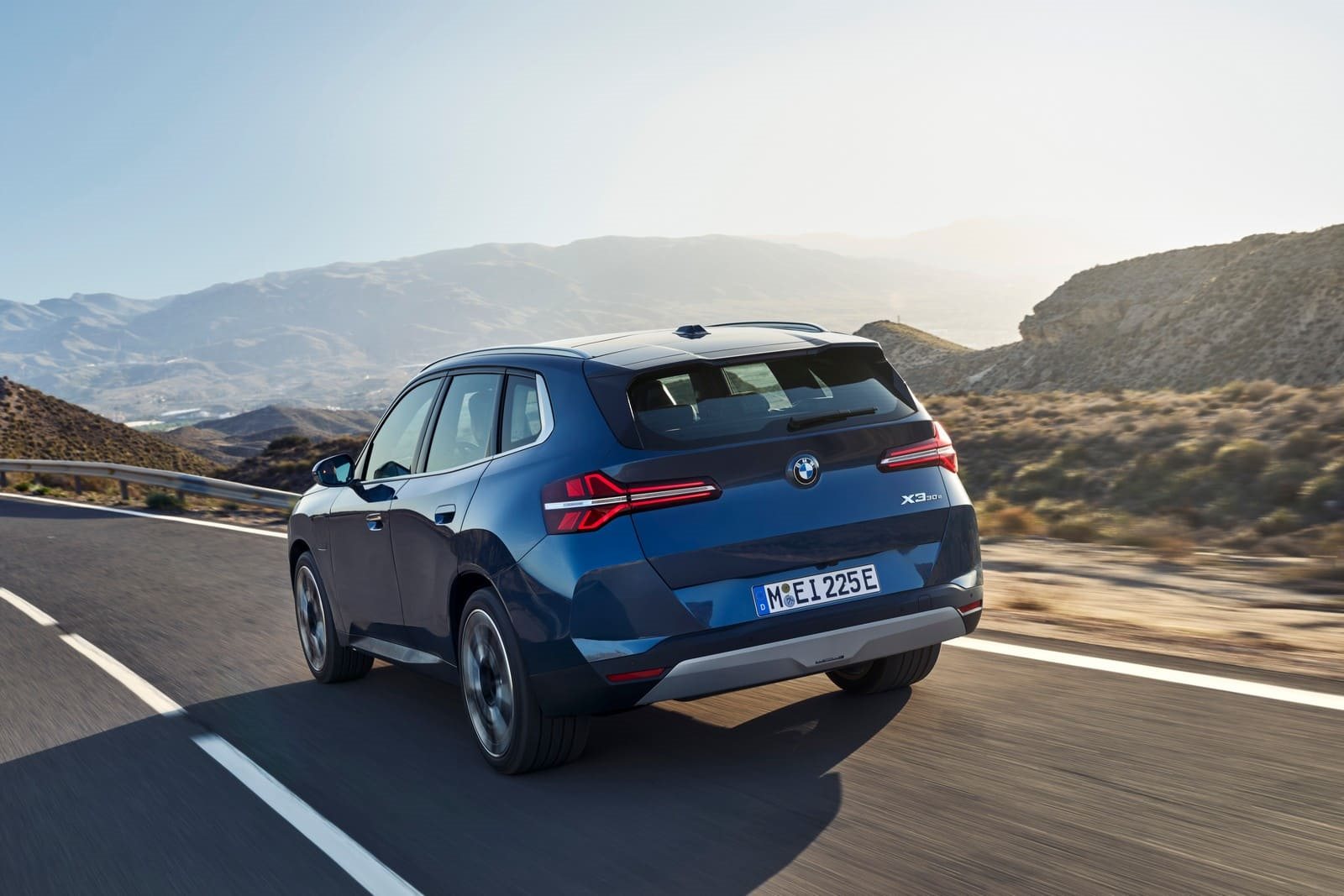 2025 - BMW X3 30e xDRIVE, foto 22