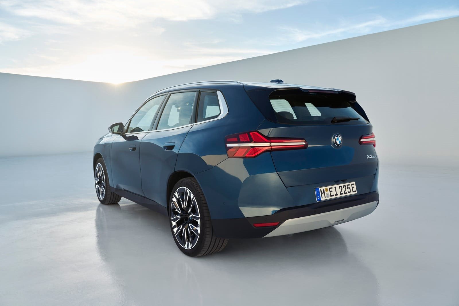 2025 - BMW X3 30e xDRIVE, foto 47
