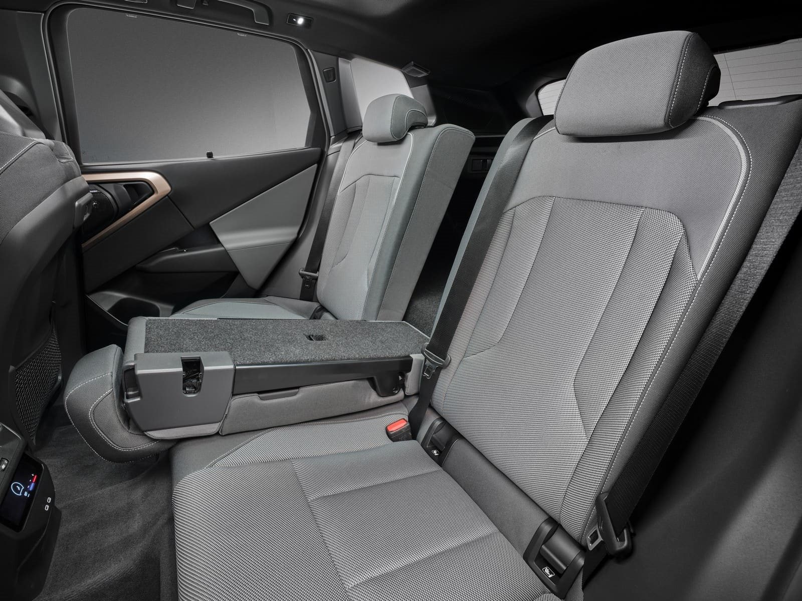 2025 - BMW X3 30e xDRIVE, foto 71