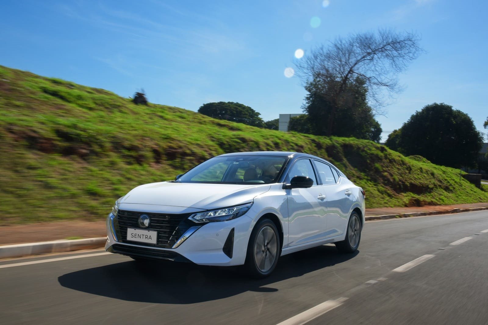 2025 - NISSAN SENTRA EXCLUSIVE, foto 7
