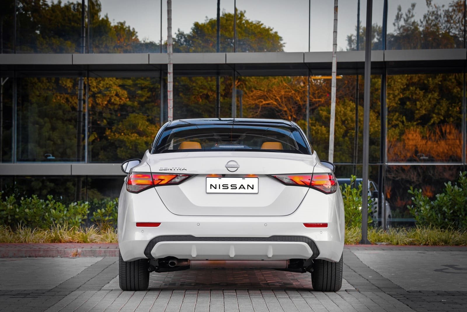 2025 - NISSAN SENTRA EXCLUSIVE, foto 15