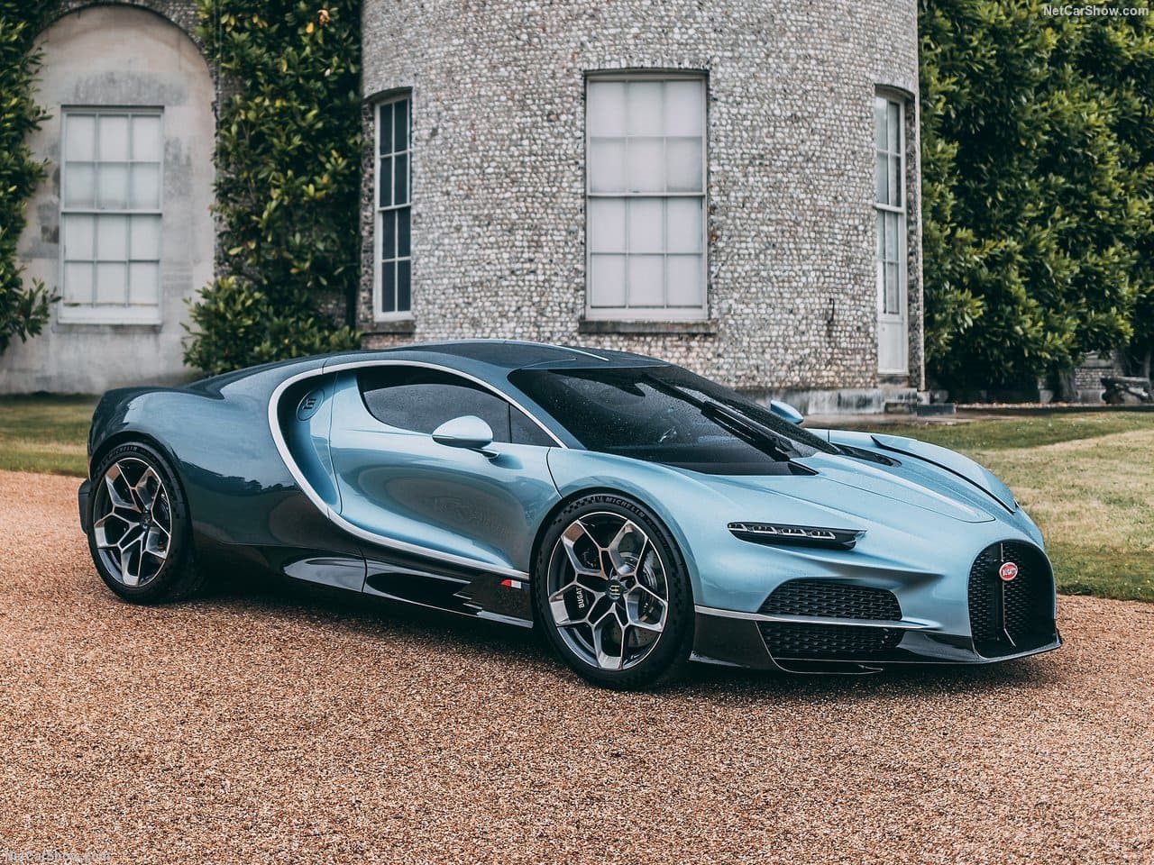 BUGATTI TOURBILLON, foto 3