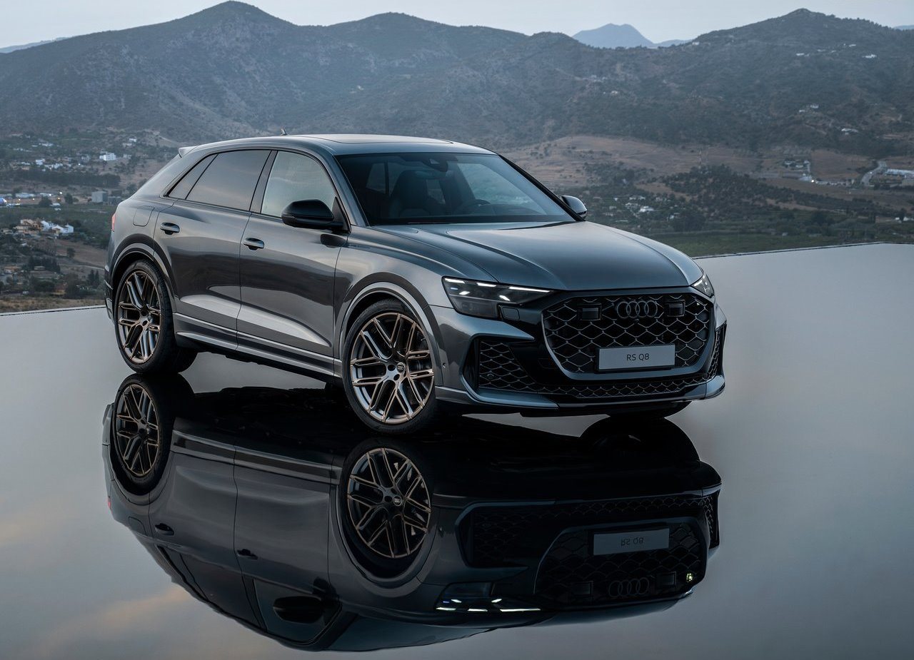 AUDI RS Q8, foto 3