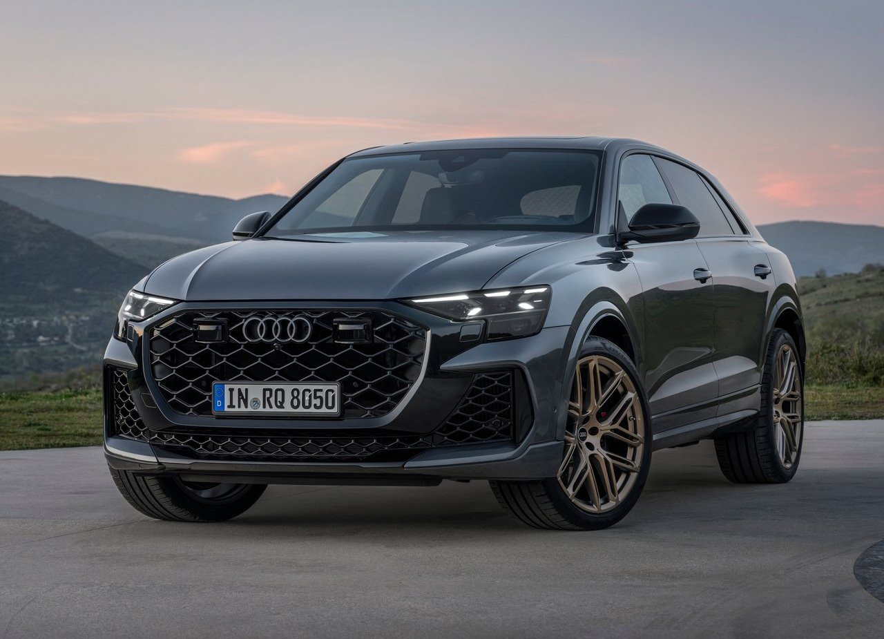 AUDI RS Q8, foto 8