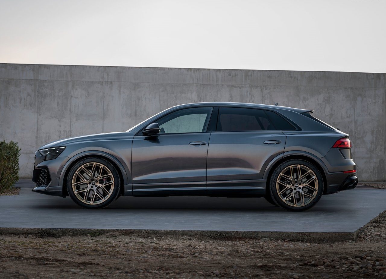 AUDI RS Q8, foto 12