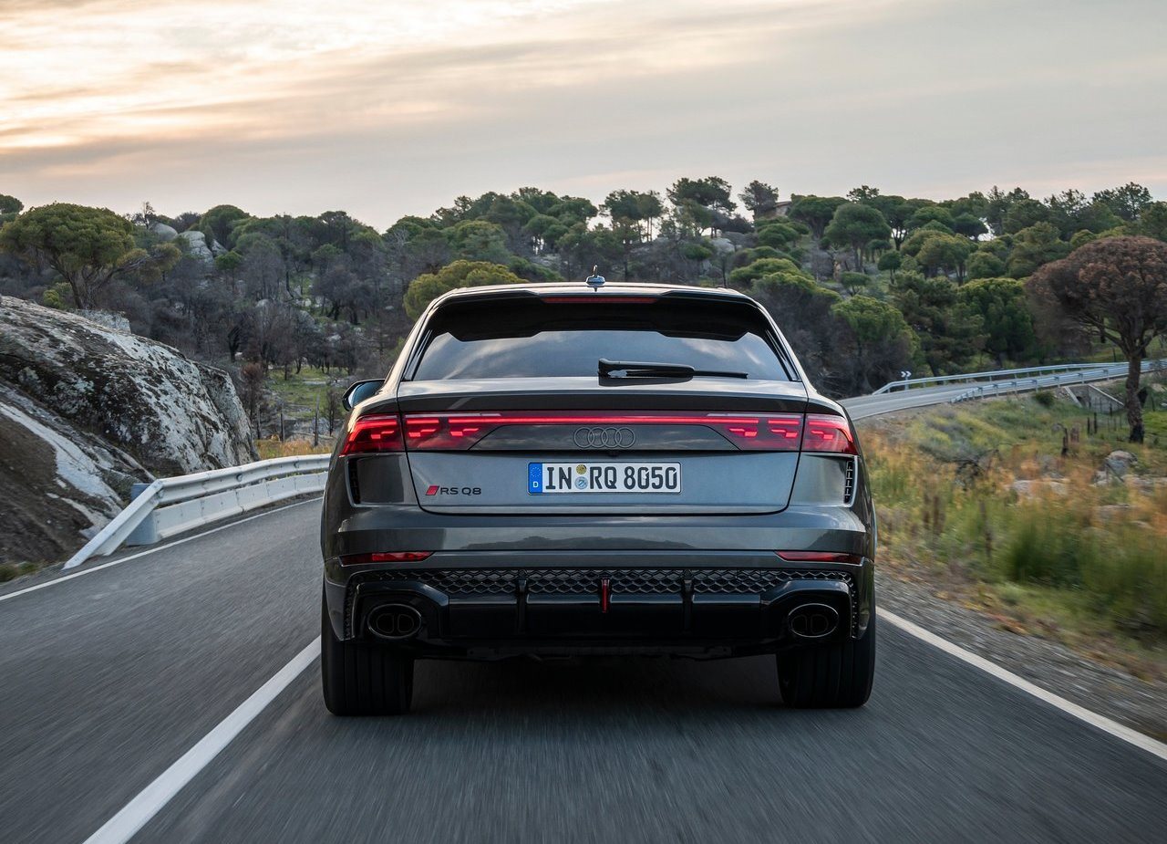AUDI RS Q8, foto 21