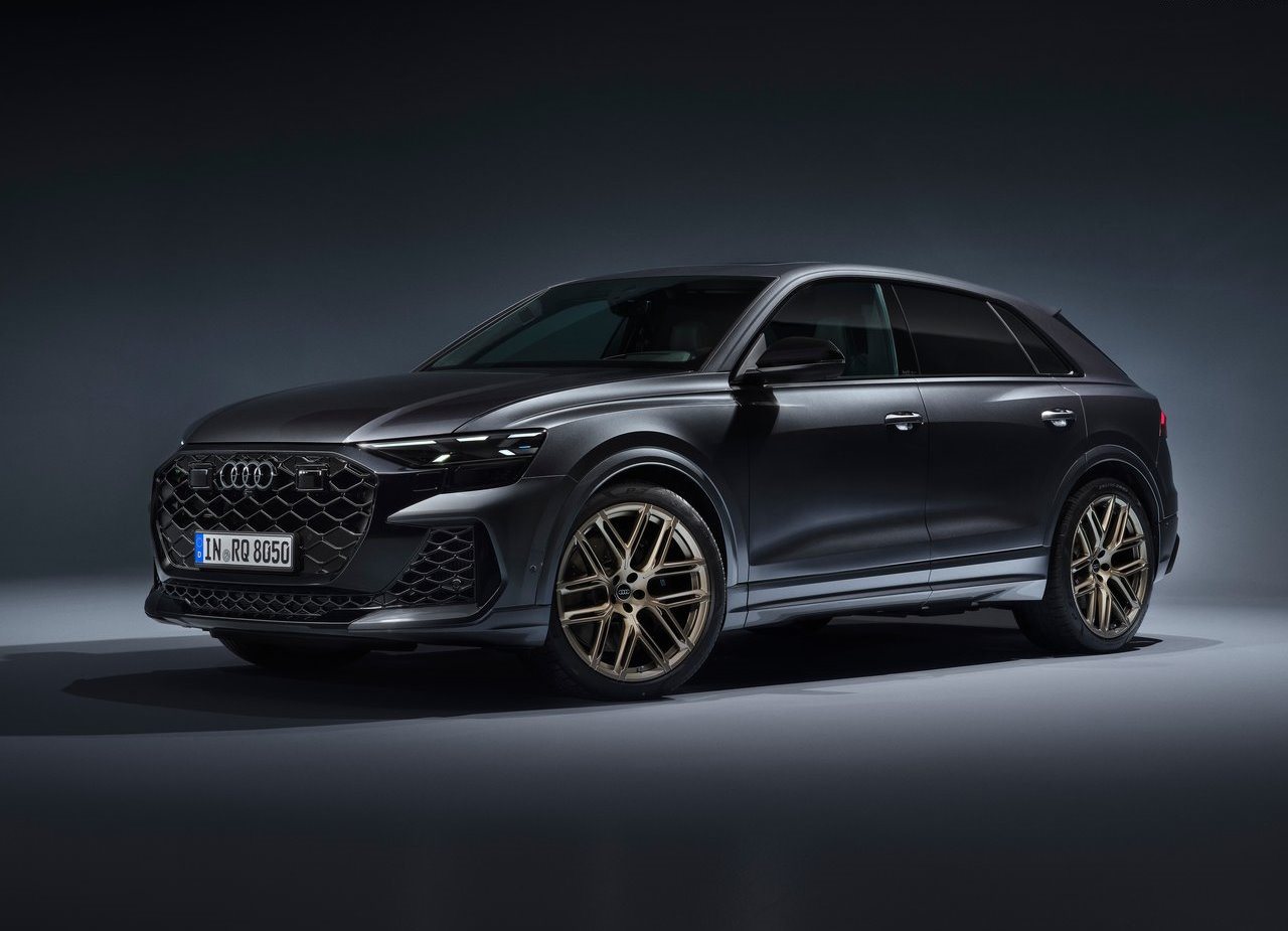 AUDI RS Q8, foto 23