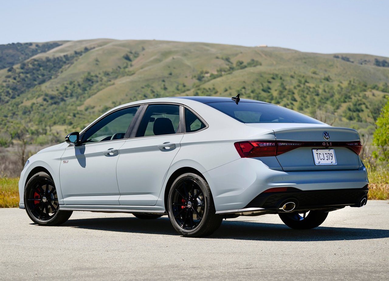 2025 - VOLKSWAGEN JETTA GLI, foto 4
