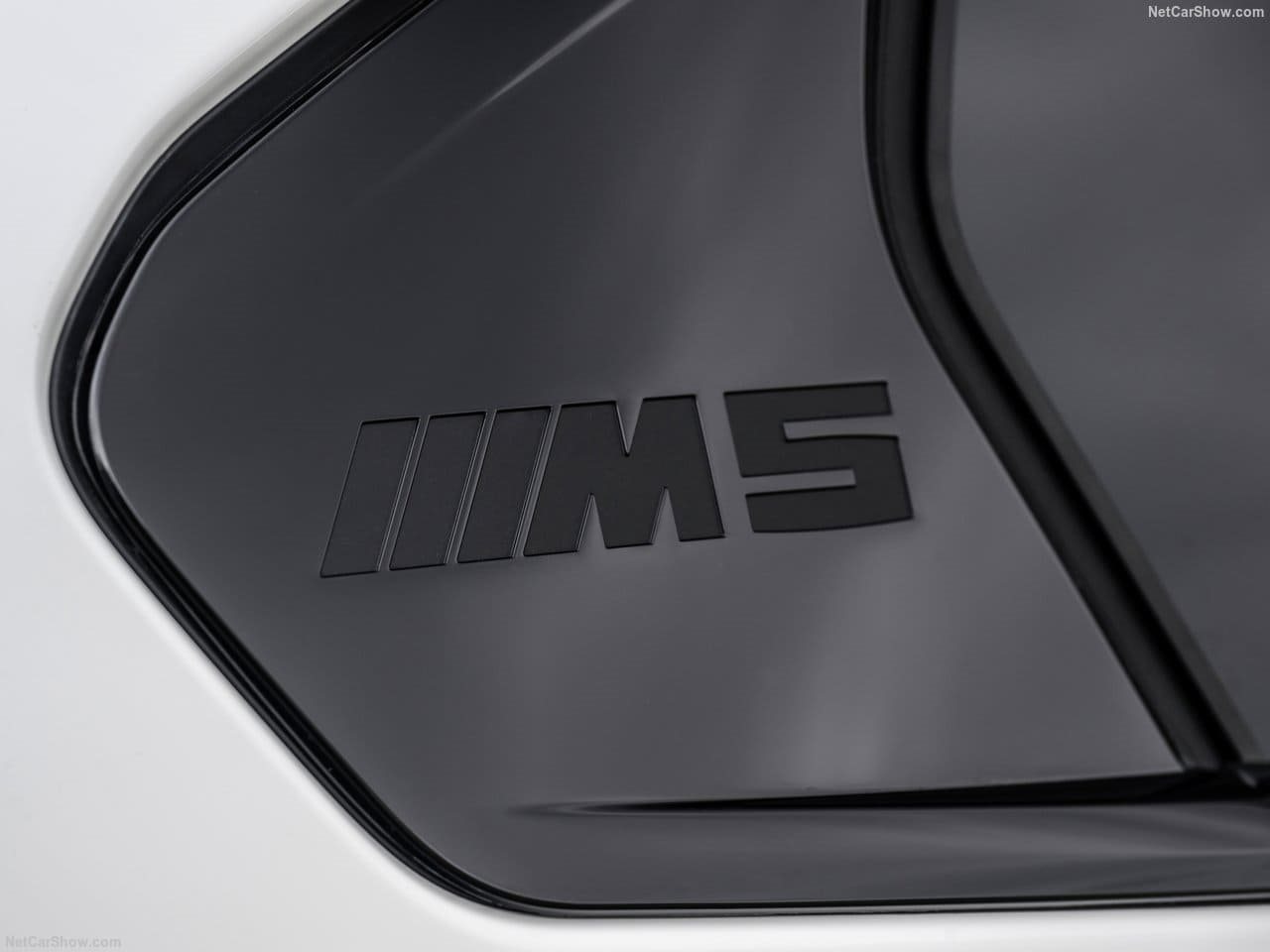 2025 - BMW M5 SEDAN ALPIN WHITE, foto 58