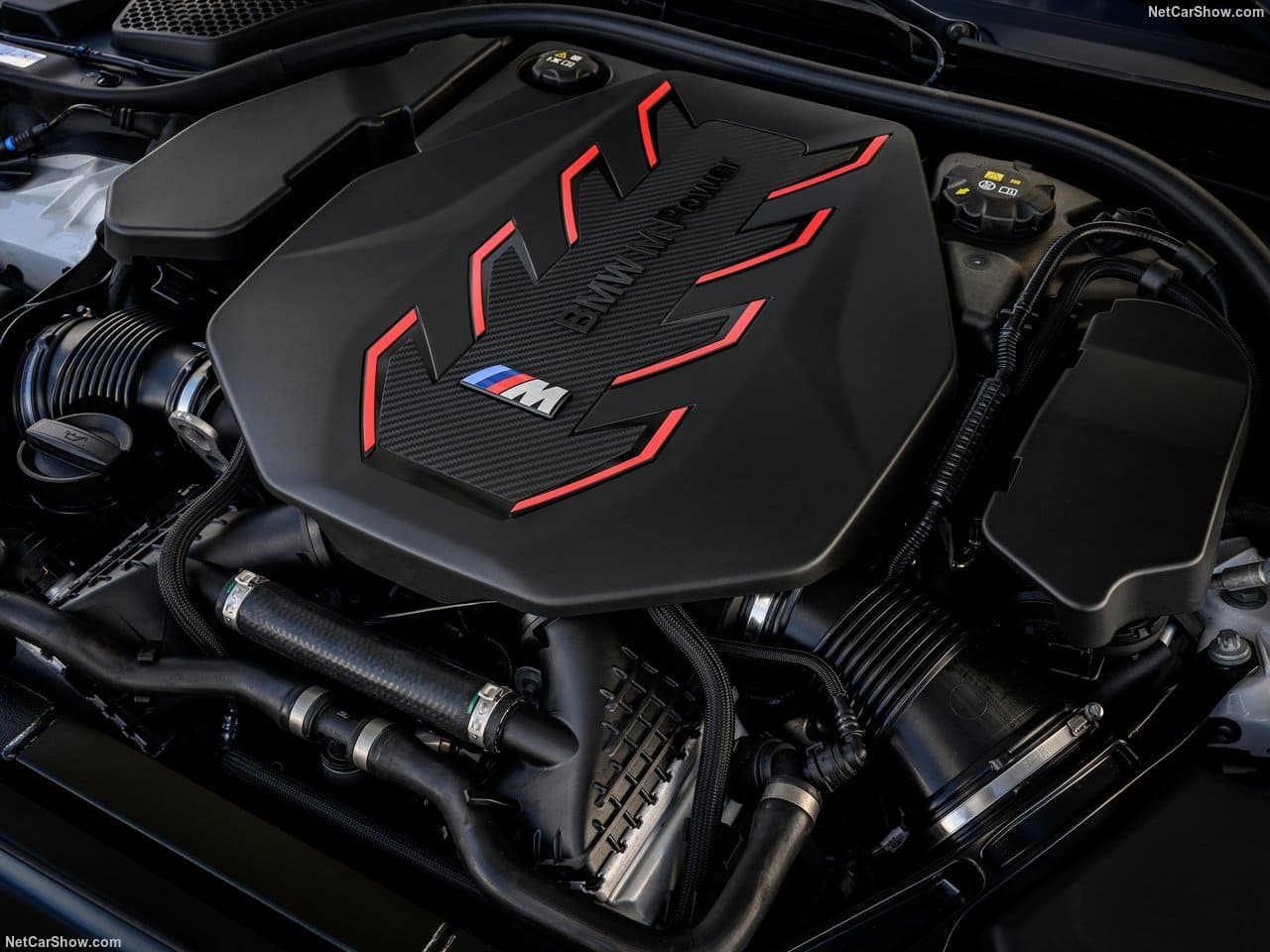 2025 - BMW M5 SEDAN ALPIN WHITE, foto 61