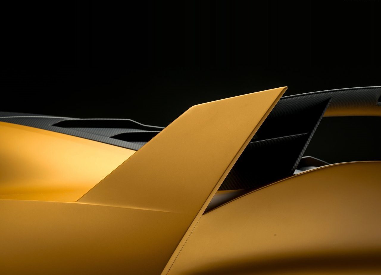 2025 - ASTON MARTIN VALIANT, foto 24