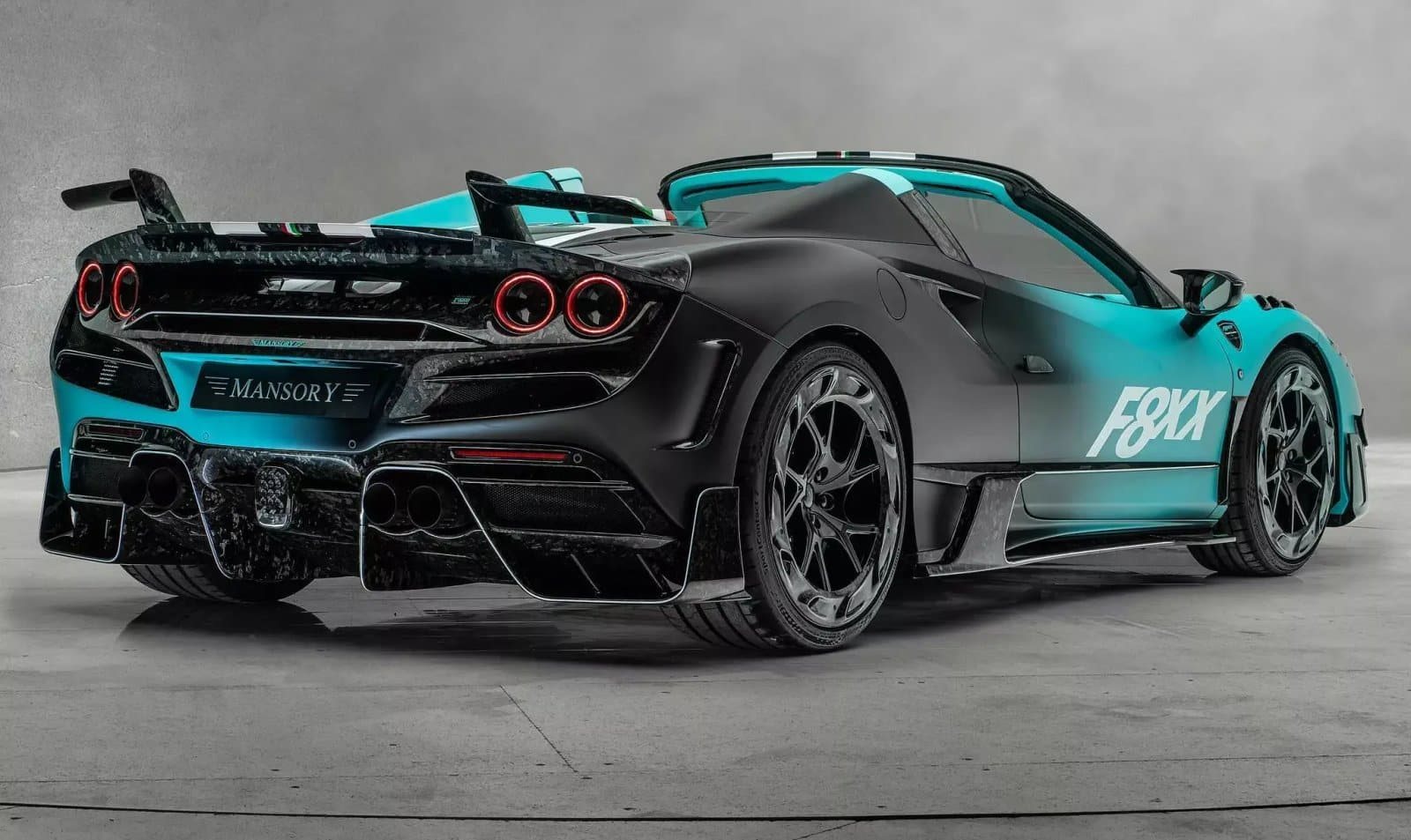 FERRARI F8 TRIBUTO SPIDER F8XX BY MANSORY, foto 2