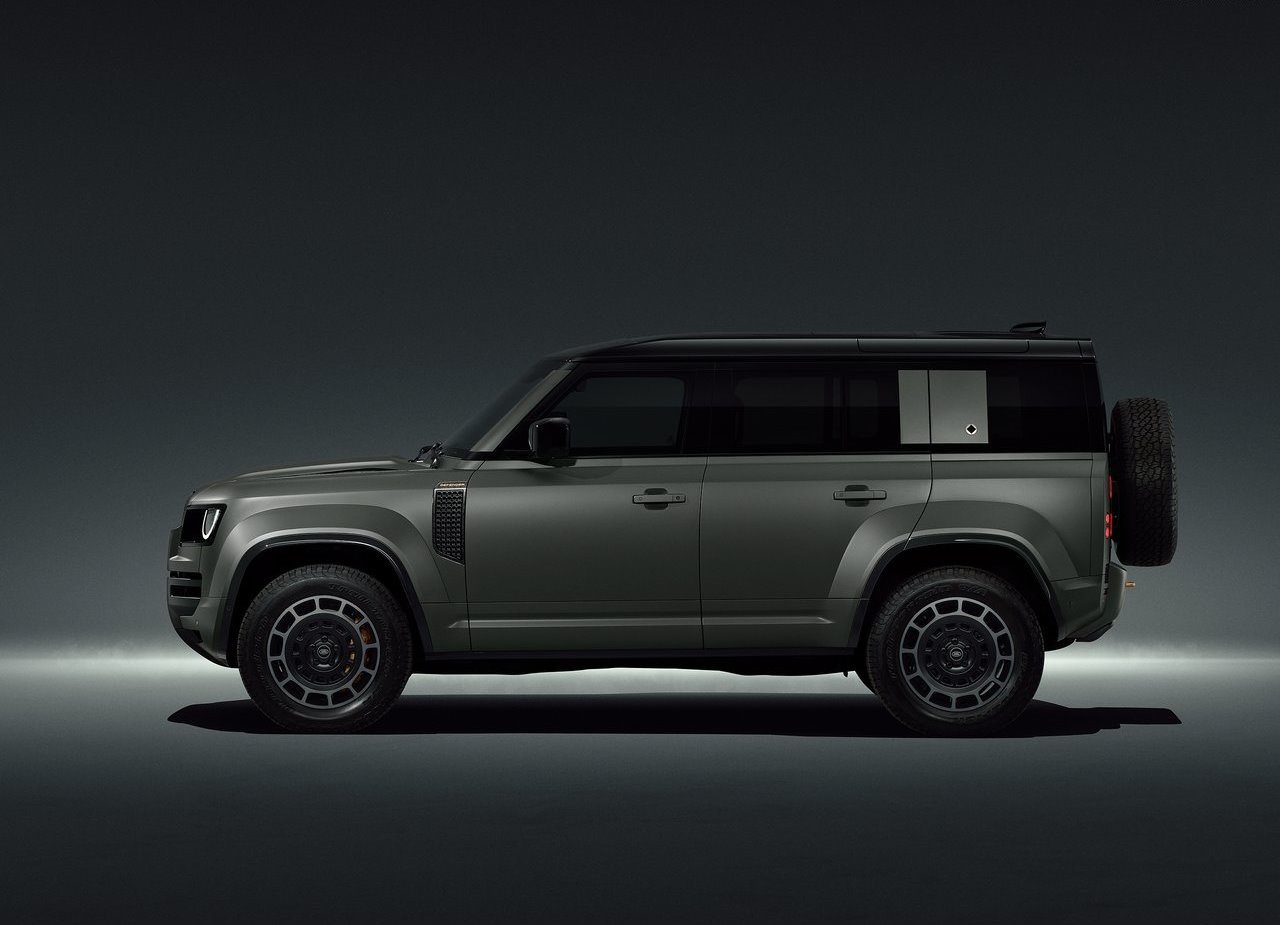 2025 - LAND ROVER DEFENDER OCTA, foto 32