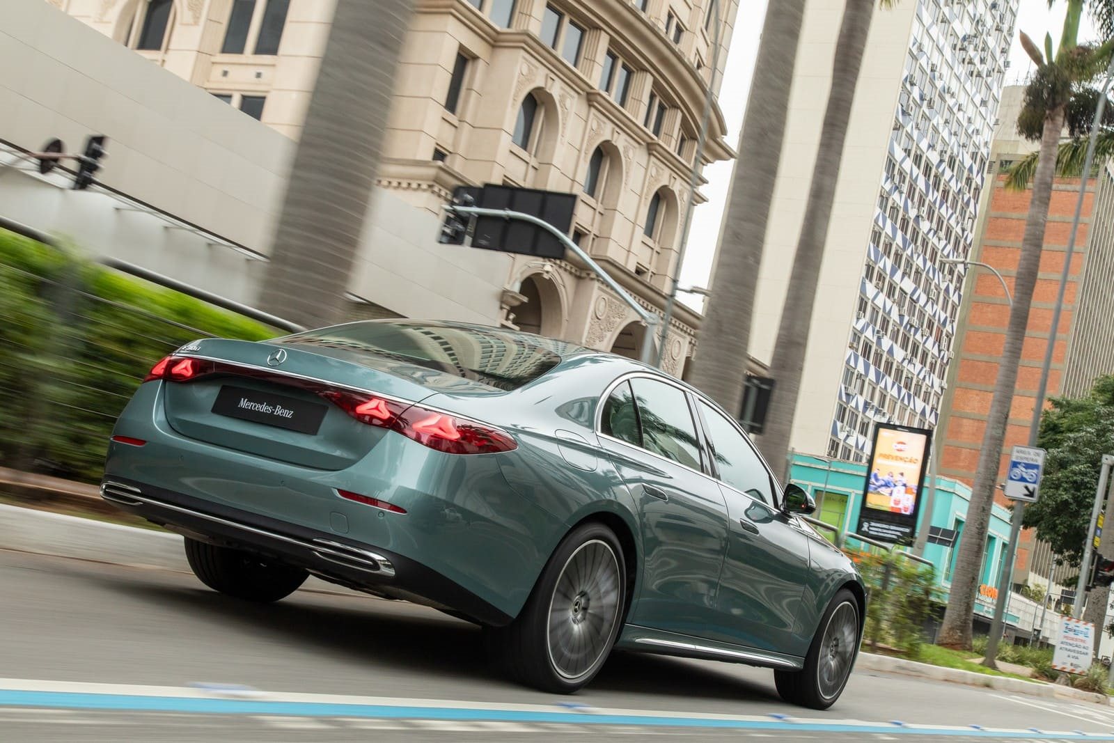 2025 - MERCEDES-BENZ E 300 EXCLUSIVE, foto 2