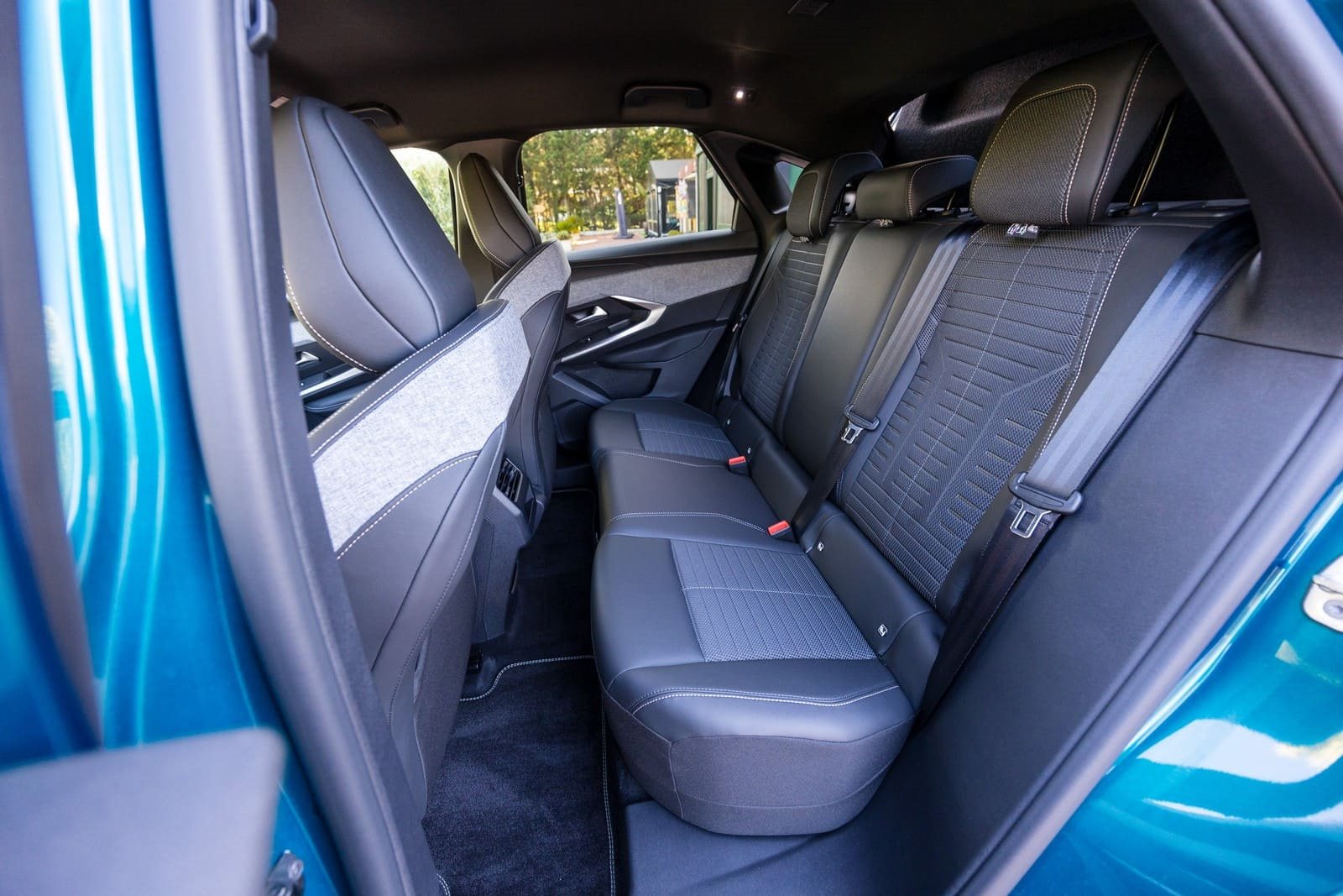 2024 - PEUGEOT 3008 ALLURE HYBRID OBSESSION BLUE, foto 60