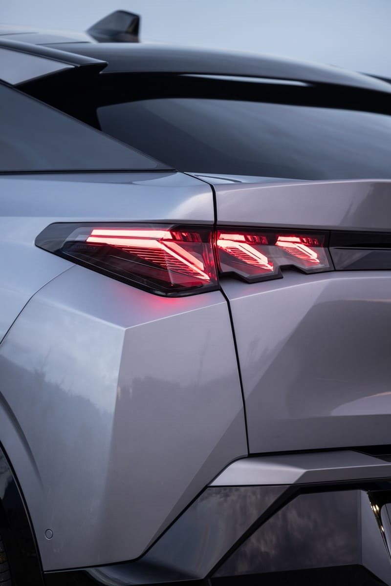 2024 - PEUGEOT E-3008 GT ARTENSE GREY, foto 24