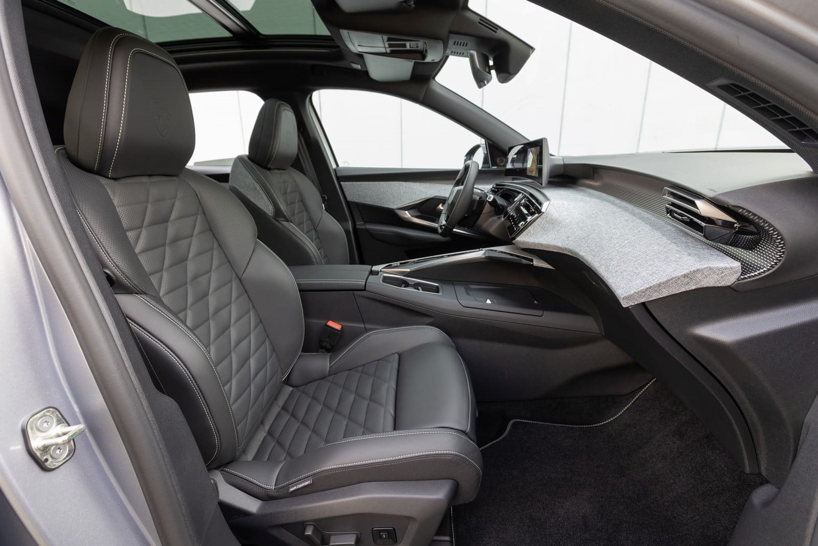 2024 - PEUGEOT E-3008 GT ARTENSE GREY, foto 46