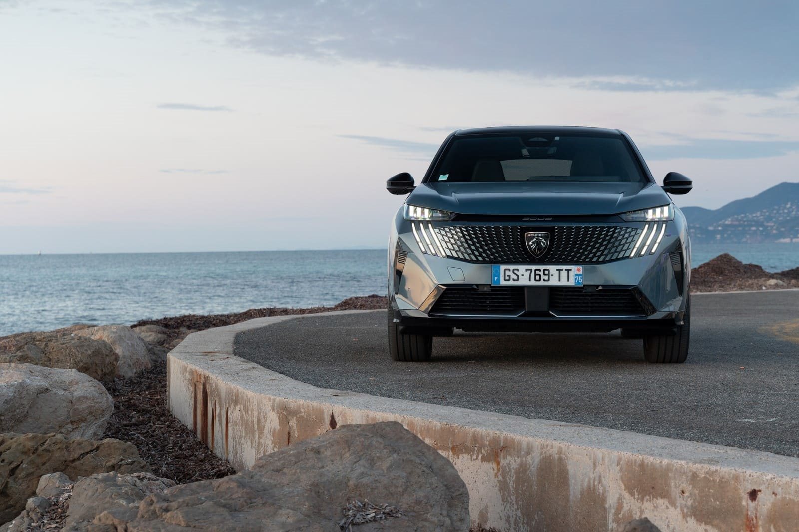 2024 - PEUGEOT E-3008 GT INGARO BLUE, foto 17