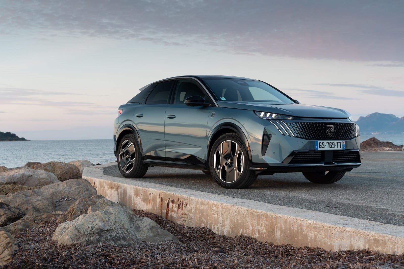 2024 - PEUGEOT E-3008 GT INGARO BLUE, foto 21