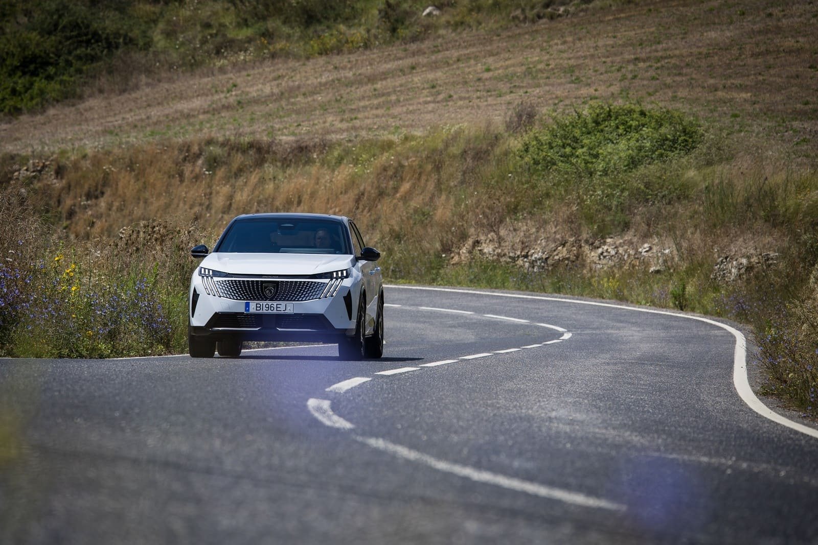 2024 - PEUGEOT E-3008 GT OKENITE WHITE, foto 27