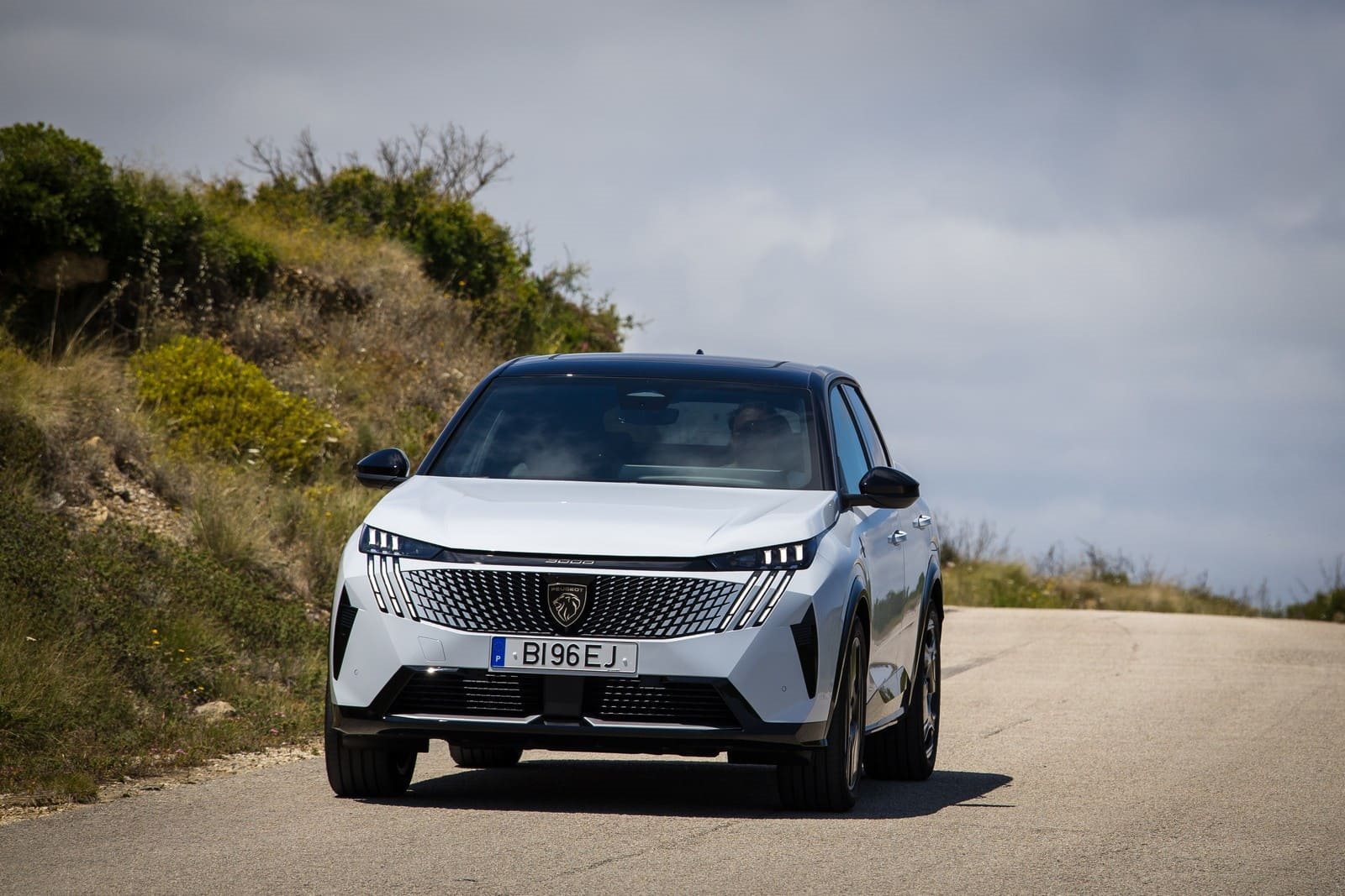 2024 - PEUGEOT E-3008 GT OKENITE WHITE, foto 44