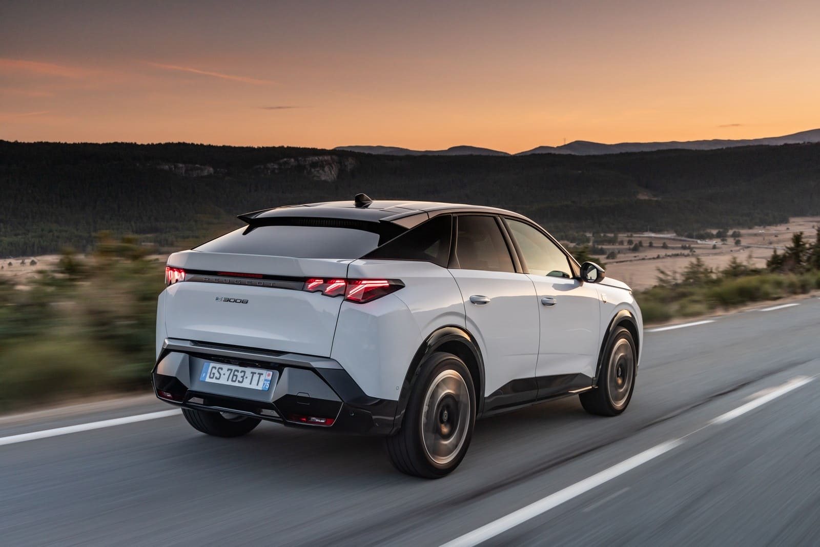 2024 - PEUGEOT E-3008 GT OKENITE WHITE, foto 146