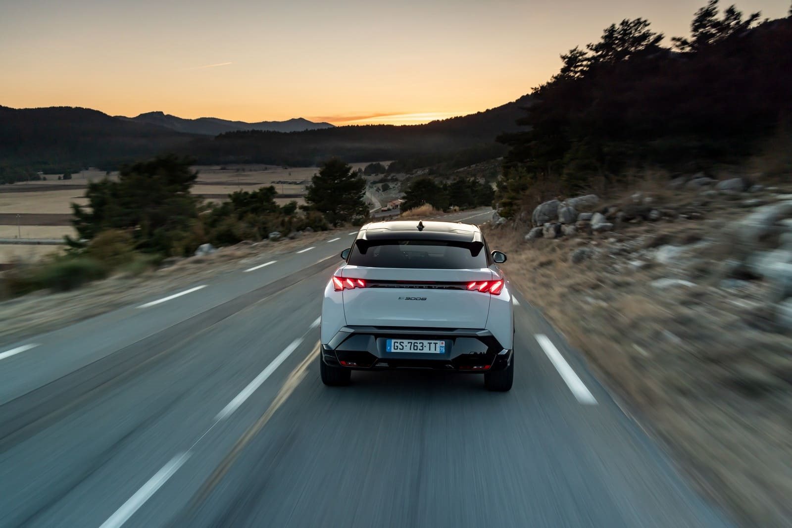 2024 - PEUGEOT E-3008 GT OKENITE WHITE, foto 147