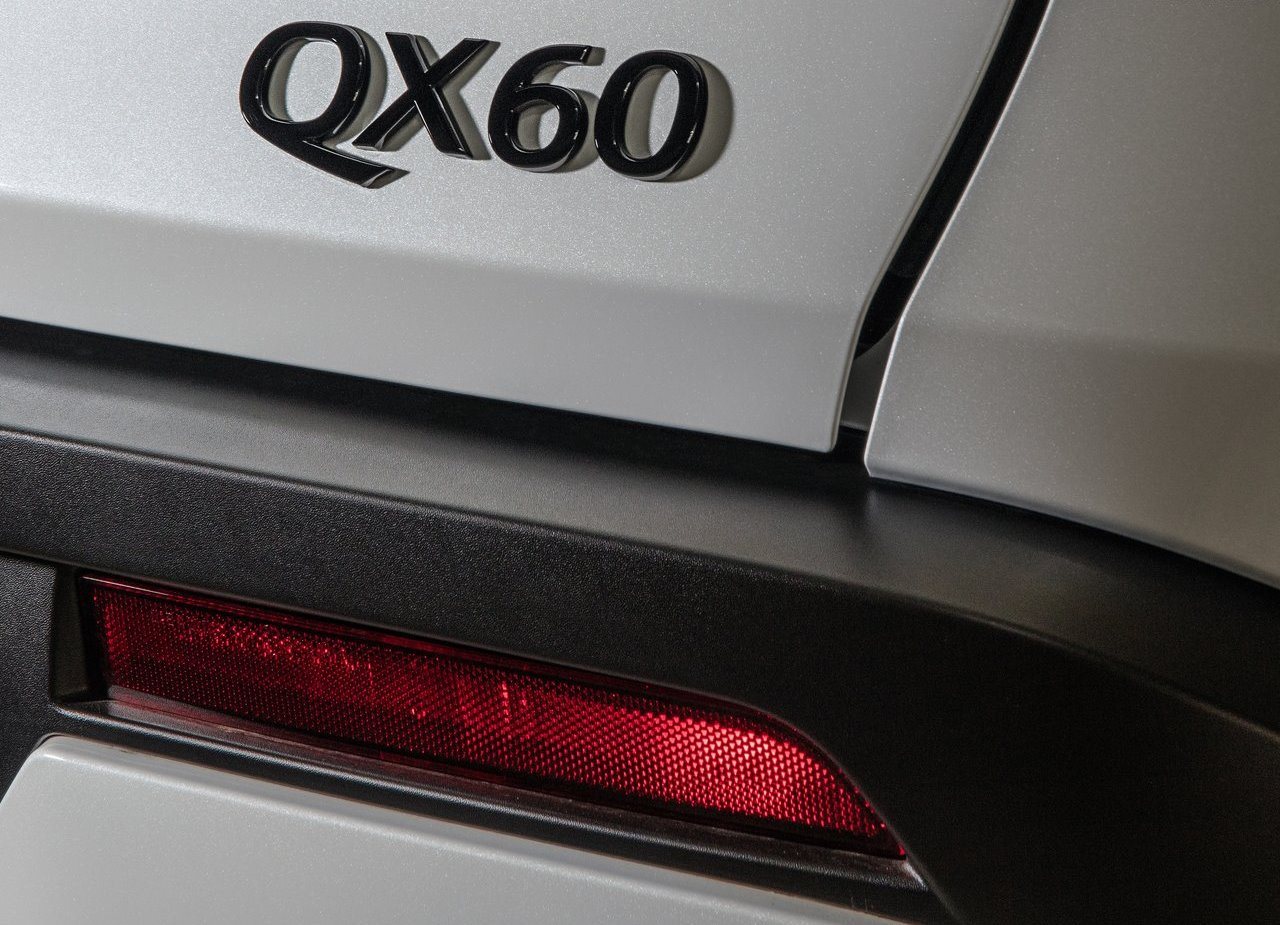 2025 - INFINITI QX60 BLACK EDITION, foto 19