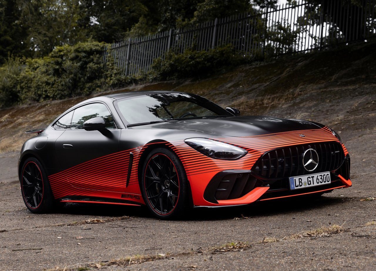 2025 - MERCEDES-AMG GT 63 PRO, foto 1