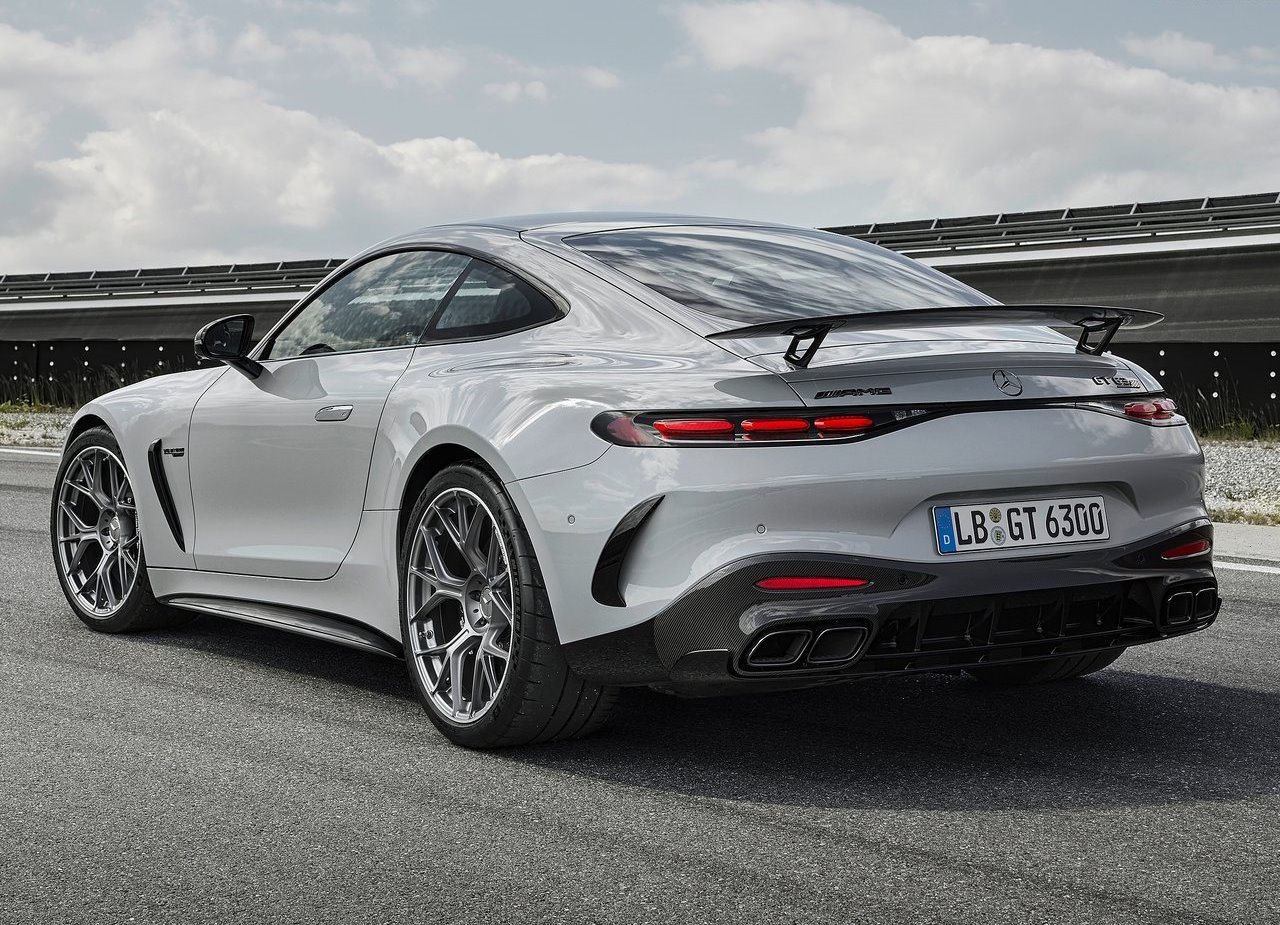 2025 - MERCEDES-AMG GT 63 PRO, foto 14