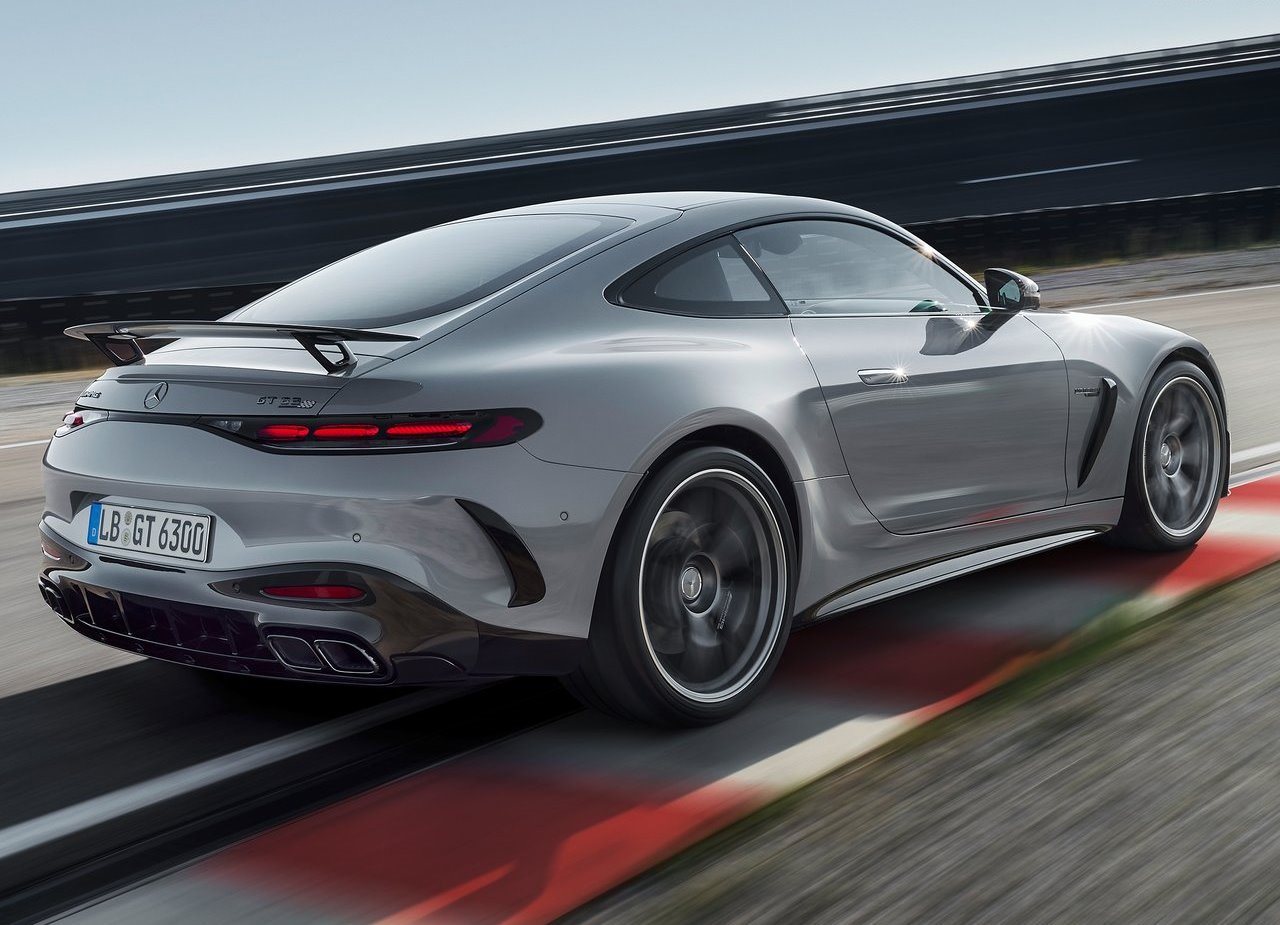 2025 - MERCEDES-AMG GT 63 PRO, foto 20