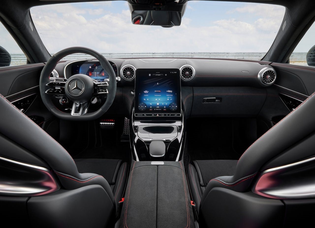 2025 - MERCEDES-AMG GT 63 PRO, foto 28