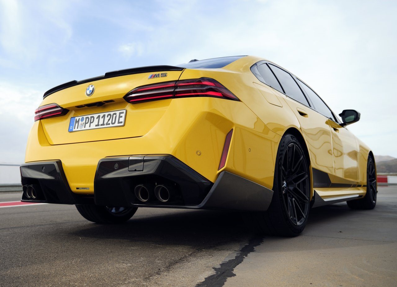 2025 - BMW M5 SEDAN M PERFORMANCE PARTS, foto 6