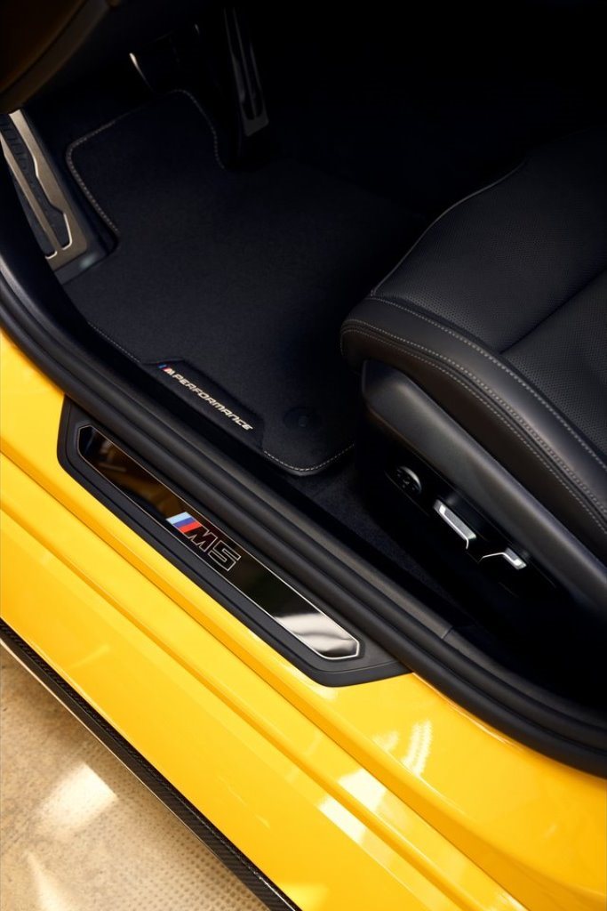 2025 - BMW M5 SEDAN M PERFORMANCE PARTS, foto 28