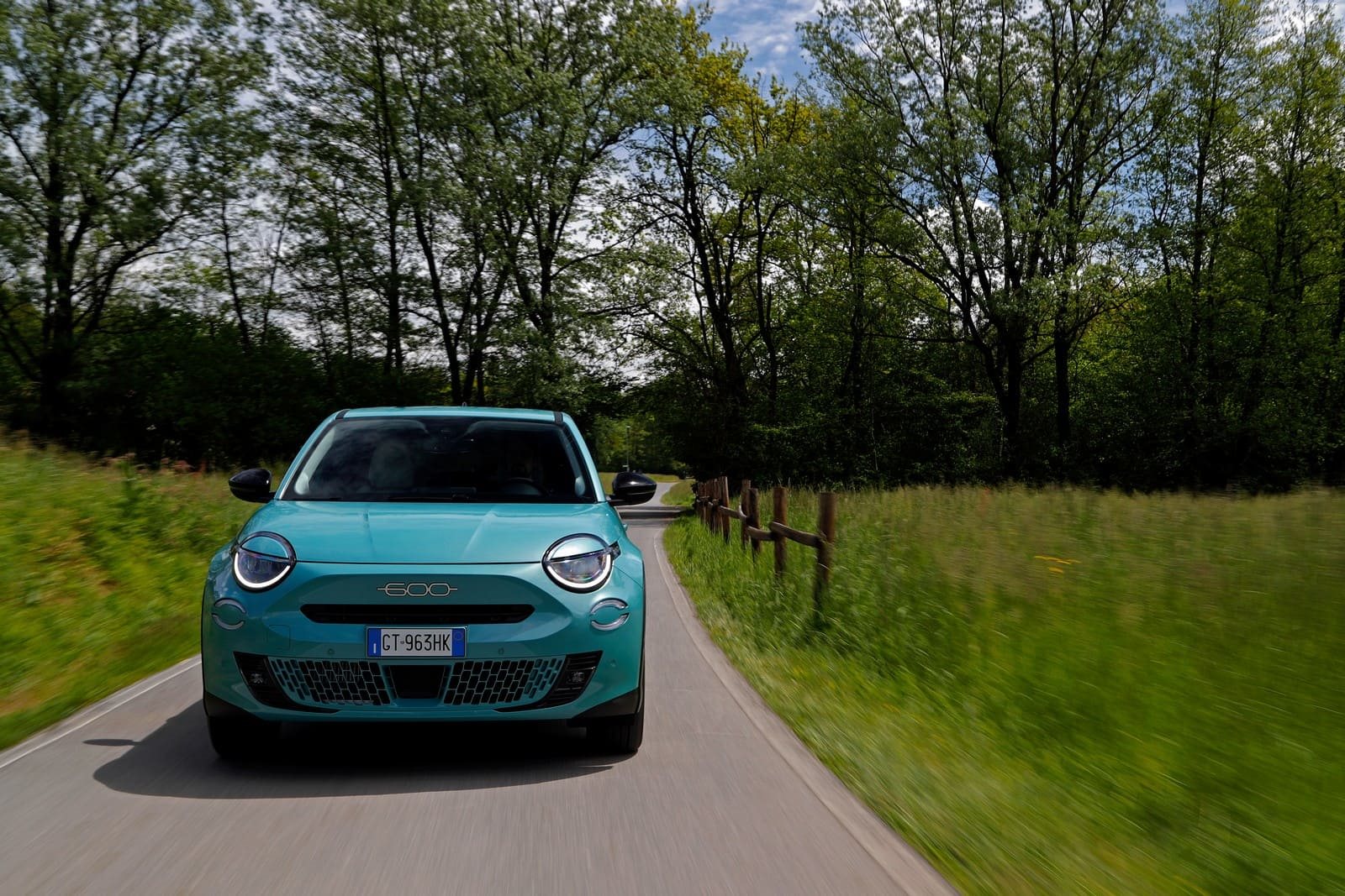 FIAT 600 HYBRID, foto 12
