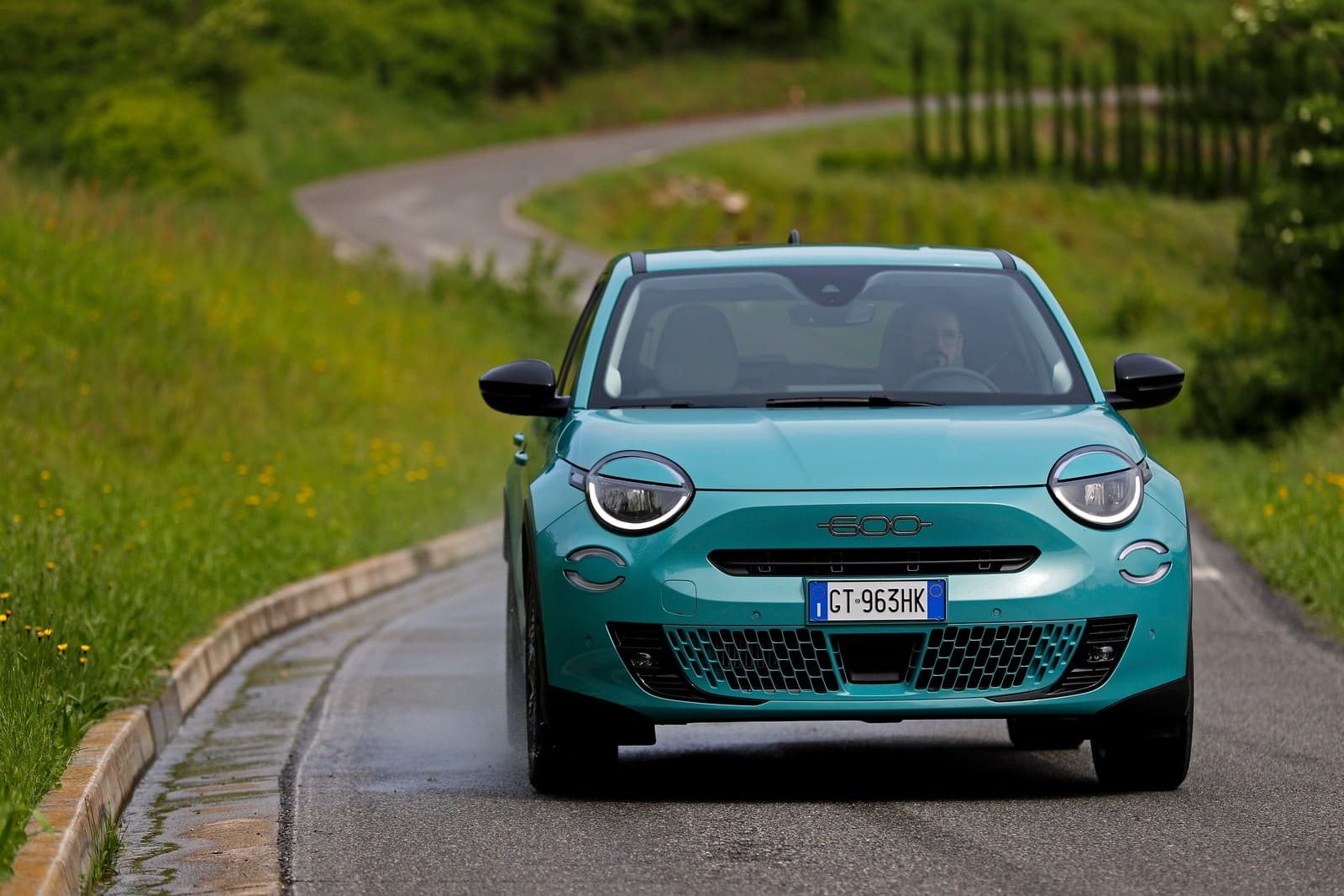 FIAT 600 HYBRID, foto 29