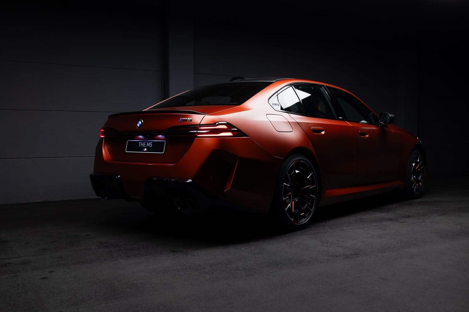 2025 - BMW M5 SEDAN PEBBLE BEACH CONCOURS D’ELEGANCE, foto 2