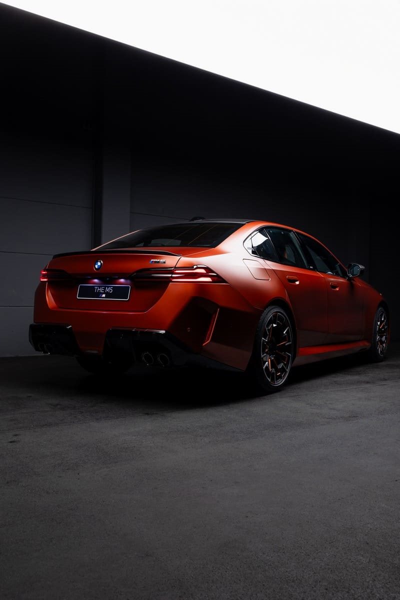 2025 - BMW M5 SEDAN PEBBLE BEACH CONCOURS D’ELEGANCE, foto 4
