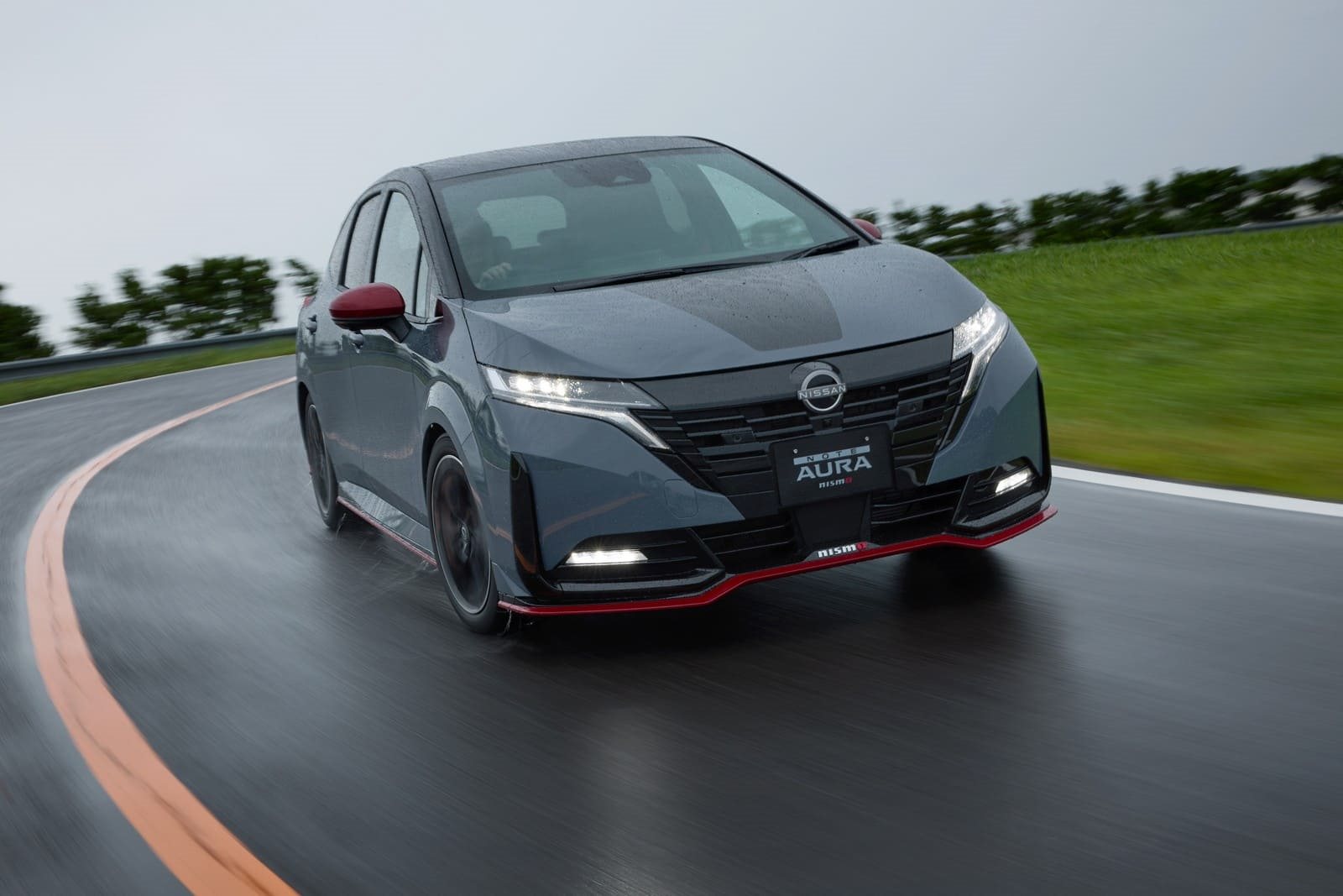NISSAN NOTE AURA NISMO, foto 2