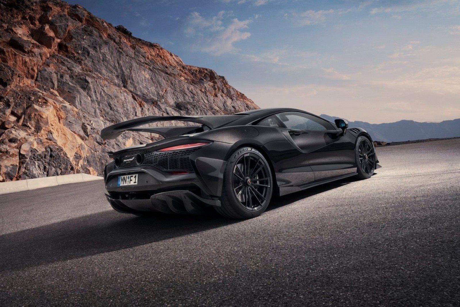 2024 - McLAREN ARTURA BY NOVITEC, foto 2