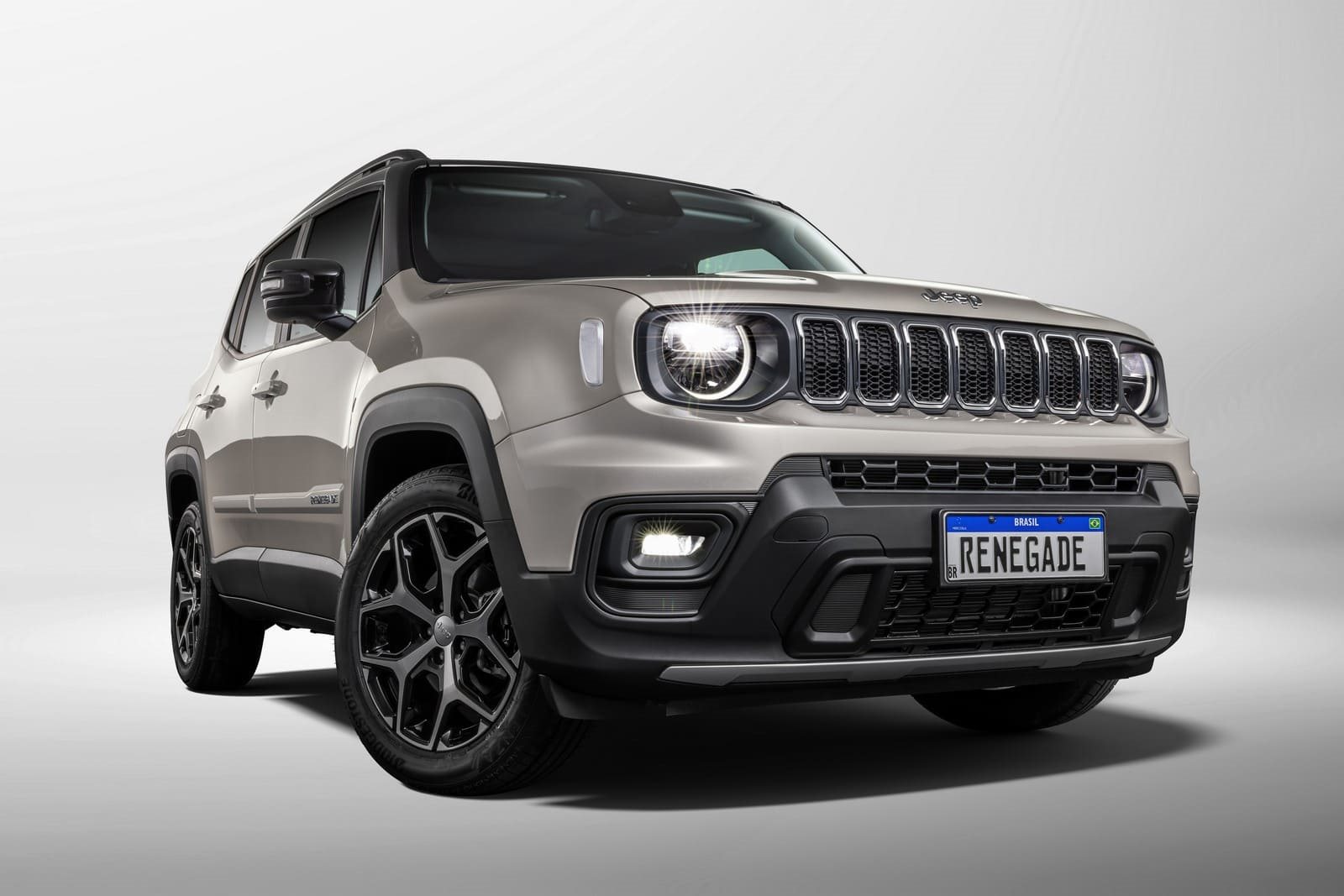 2025 - JEEP RENEGADE SAHARA, foto 3