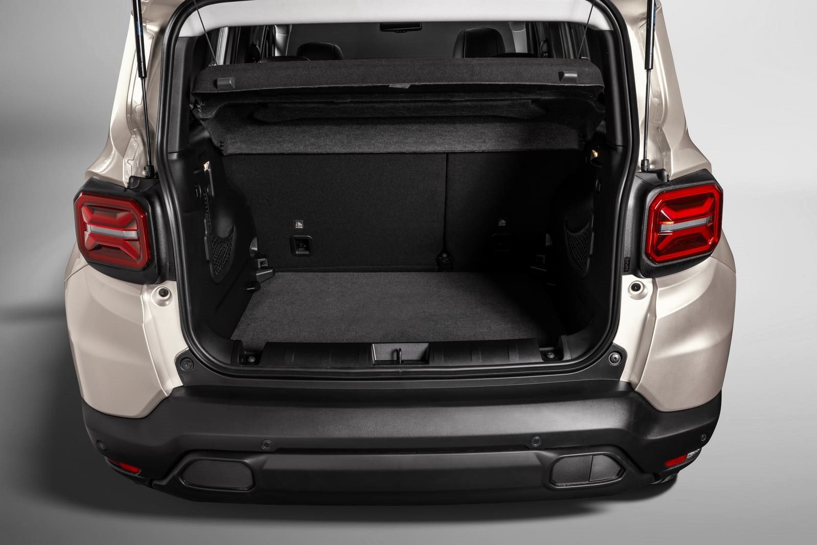 2025 - JEEP RENEGADE SAHARA, foto 26
