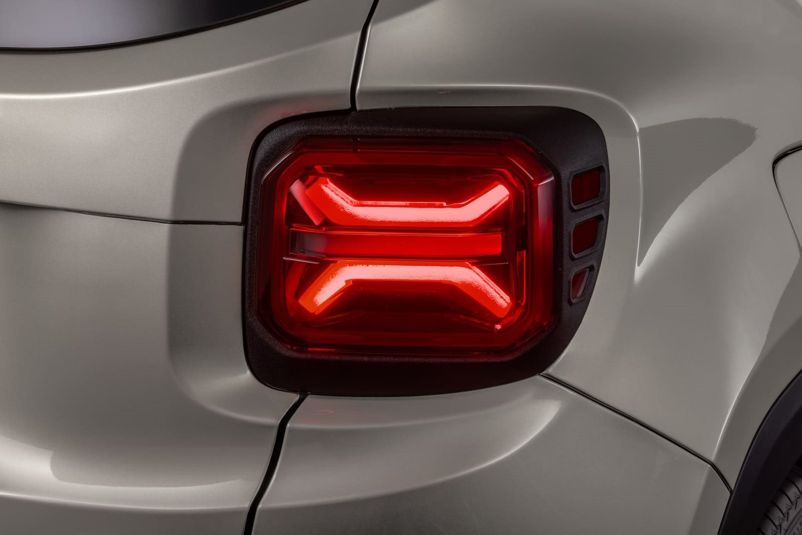 2025 - JEEP RENEGADE SAHARA, foto 33